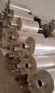 pet卷筒膜，1.5丝的，现货十吨左右，出售