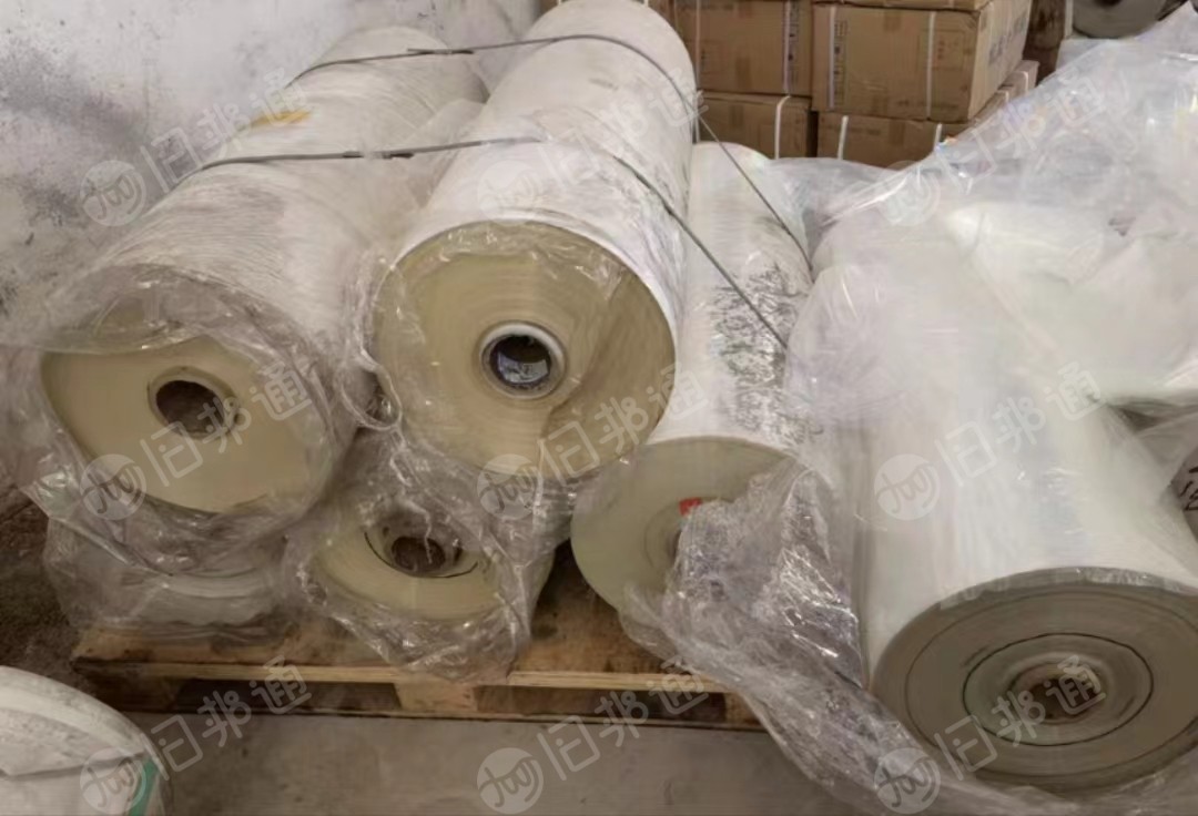 pet卷筒膜,1.5丝的,现货十吨左右,出售