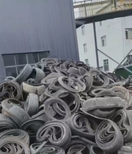 废旧轮胎小钢丝胎和900～1200全钢丝胎，长期回收