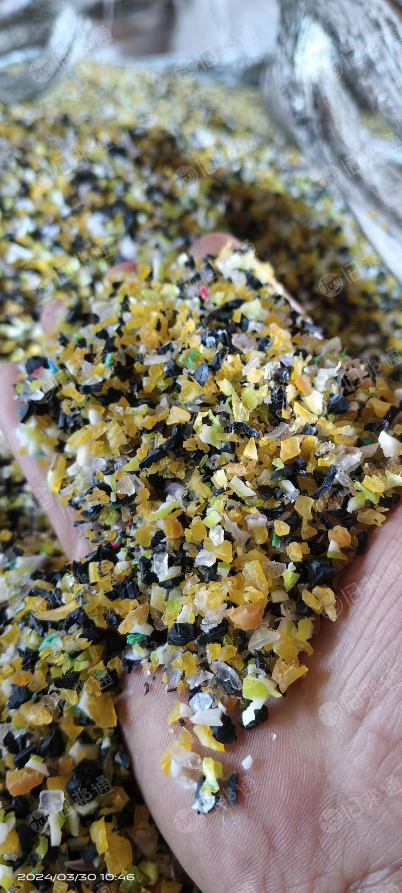 pvc线管破碎料,月供200吨,出售
