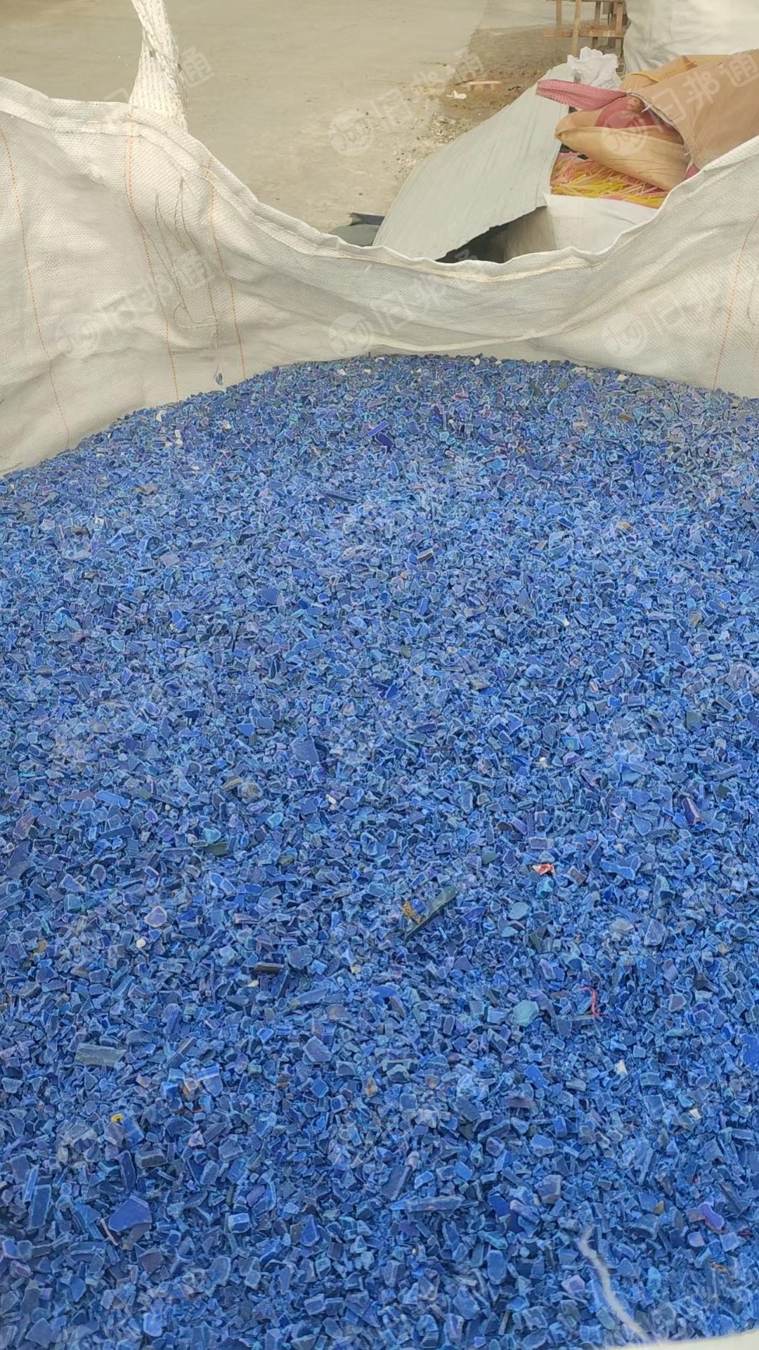 PP水果筐破碎料长期出售,现货30多吨,各种颜色都有