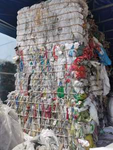 出售编织袋压块，月供20吨，现货有50吨