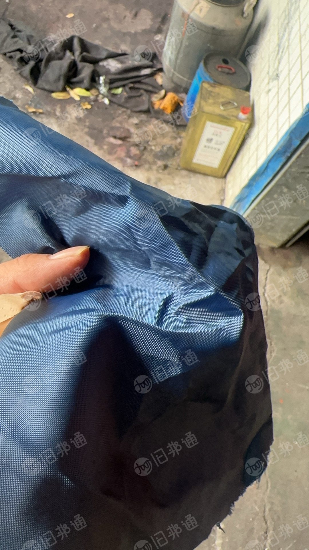 出售染厂下来的涤纶废布，杂色涤纶大布块