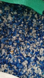 长期出售大蓝桶破碎料，每月100吨