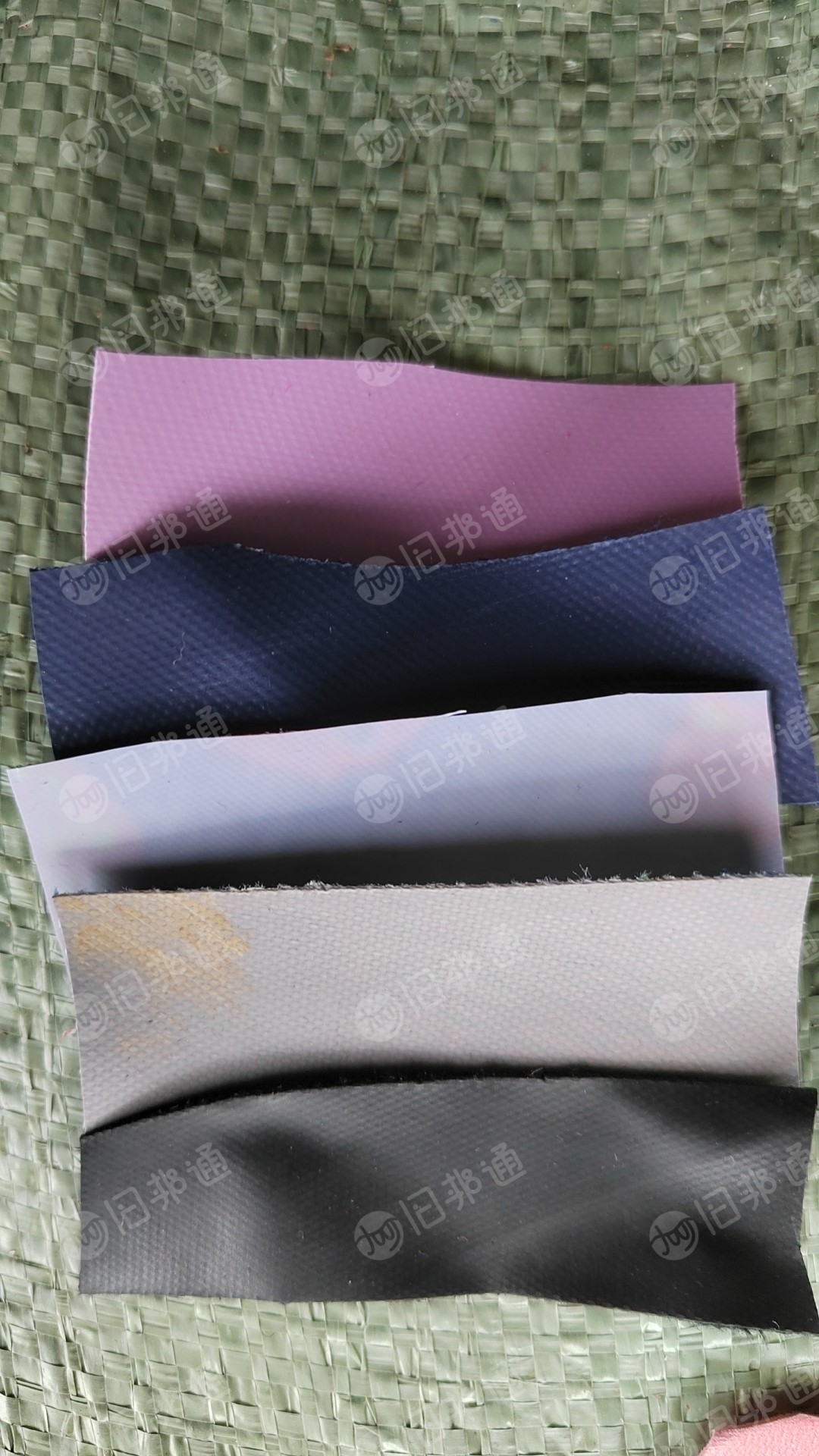 PVC箱包革边料,月供200吨,颜色杂色