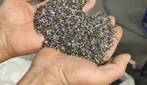 电缆皮桐米料子，日产量10吨，月供300吨，出售