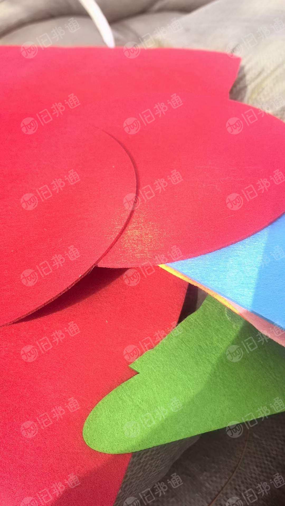 出售杂色涤纶硬质下脚料十吨左右