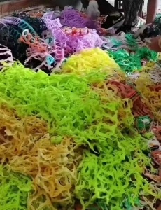 长期出售软质PVC边料，PVC滴塑边料，现货30吨，月供150吨