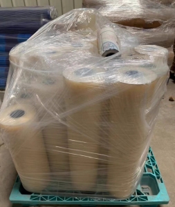 保护膜厂处理一批蓝色保护膜，含一小部分的透明膜，pe材质的，出售