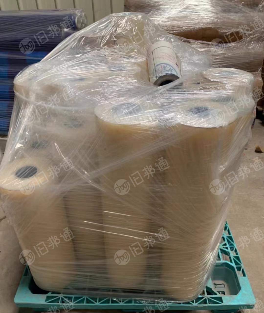 保护膜厂处理一批蓝色保护膜,含一小部分的透明膜,pe材质的,出售