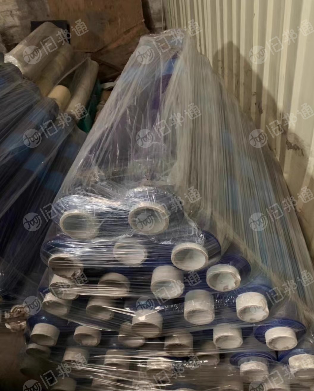 保护膜厂处理一批蓝色保护膜，含一小部分的透明膜，pe材质的，出售