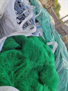 大量出售涤丙长丝，现货15吨左右，浙江嘉兴提货！