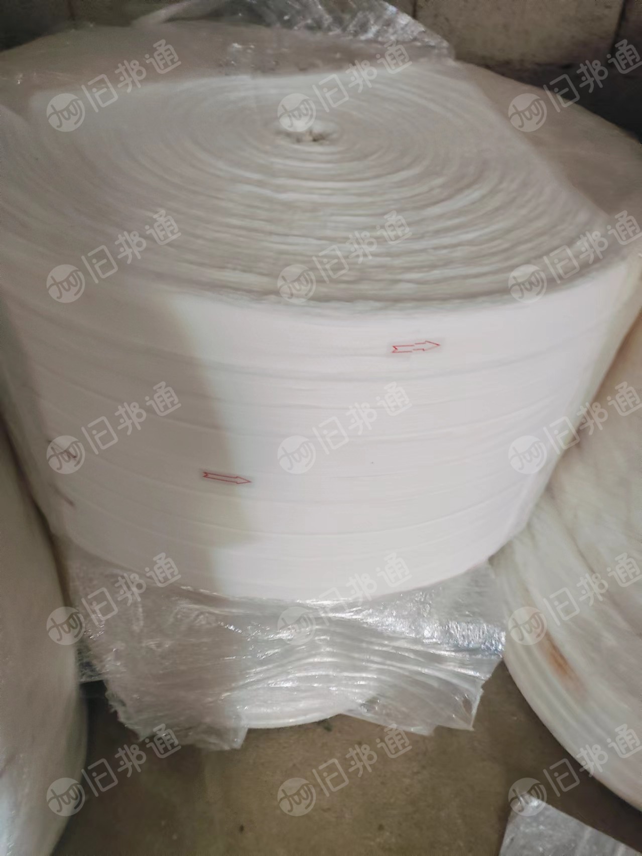 大量收购涤纶木桨边角料,低克重无纺布盘料,盘料,木浆无纺布