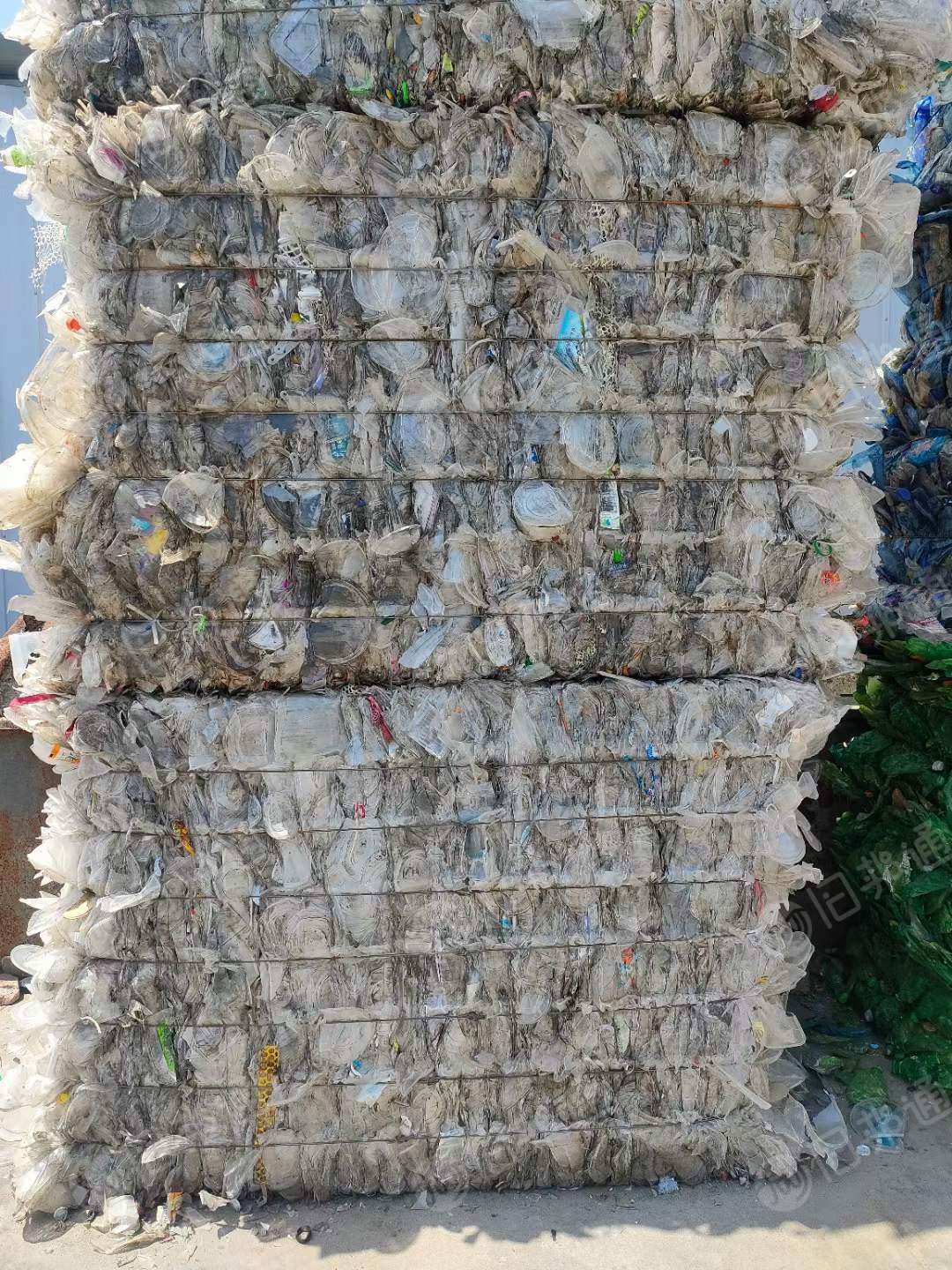 pp透明丙压块,饭盒压块,现货6.8米一车,出售