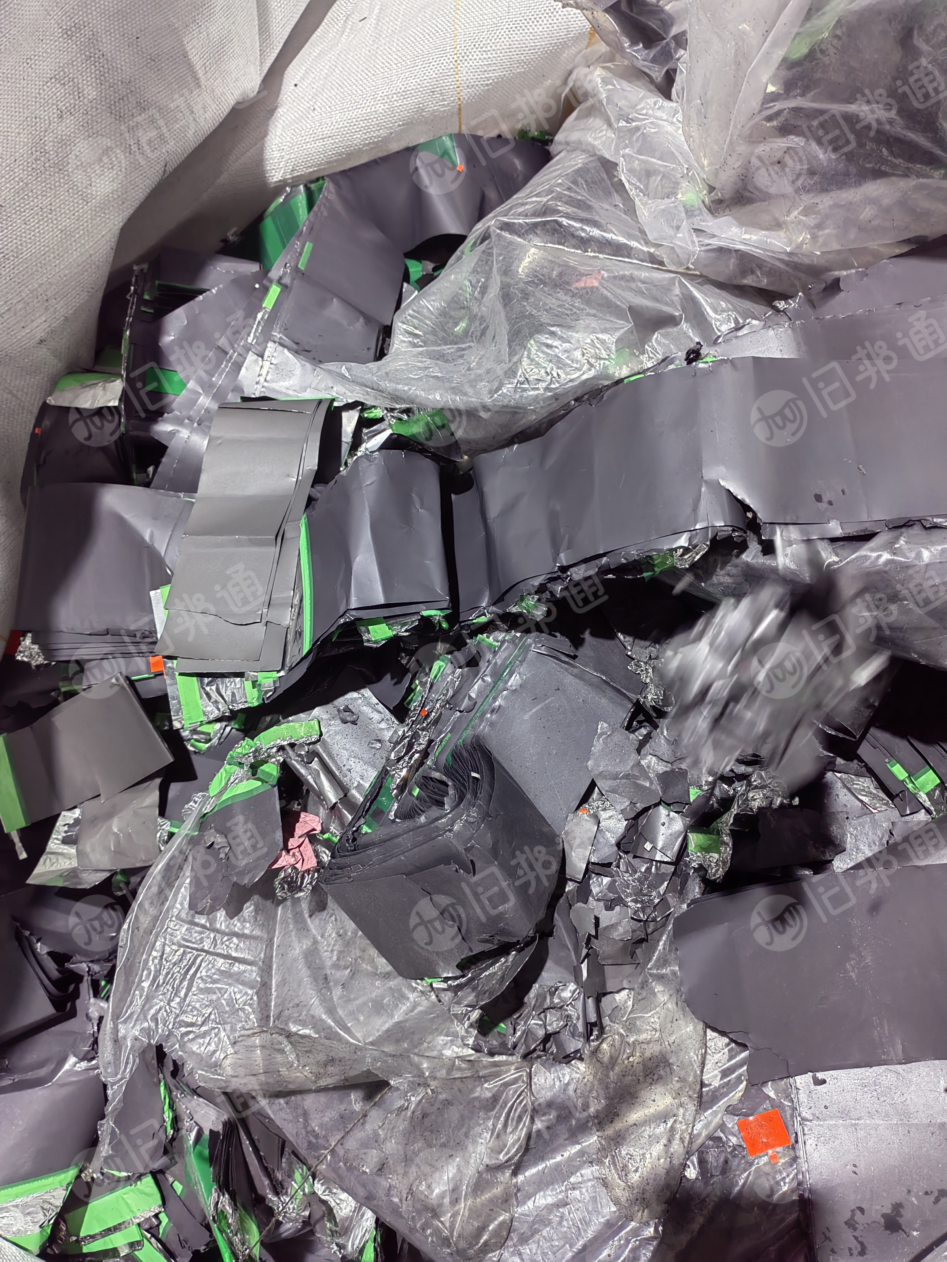 高价回收钴酸锂废料、电池正极片