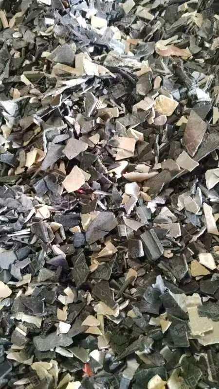 出售EVA汽车内饰破碎料,月供100吨