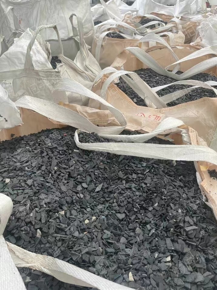 出售保险杠,汽车内饰脱漆清洗料