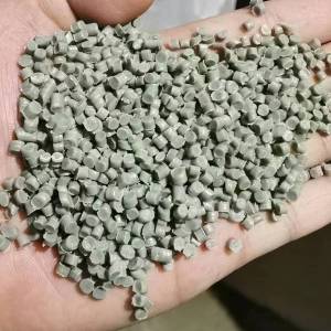 长期出售PE服装袋花高压颗粒，吹膜级的，月供几百吨