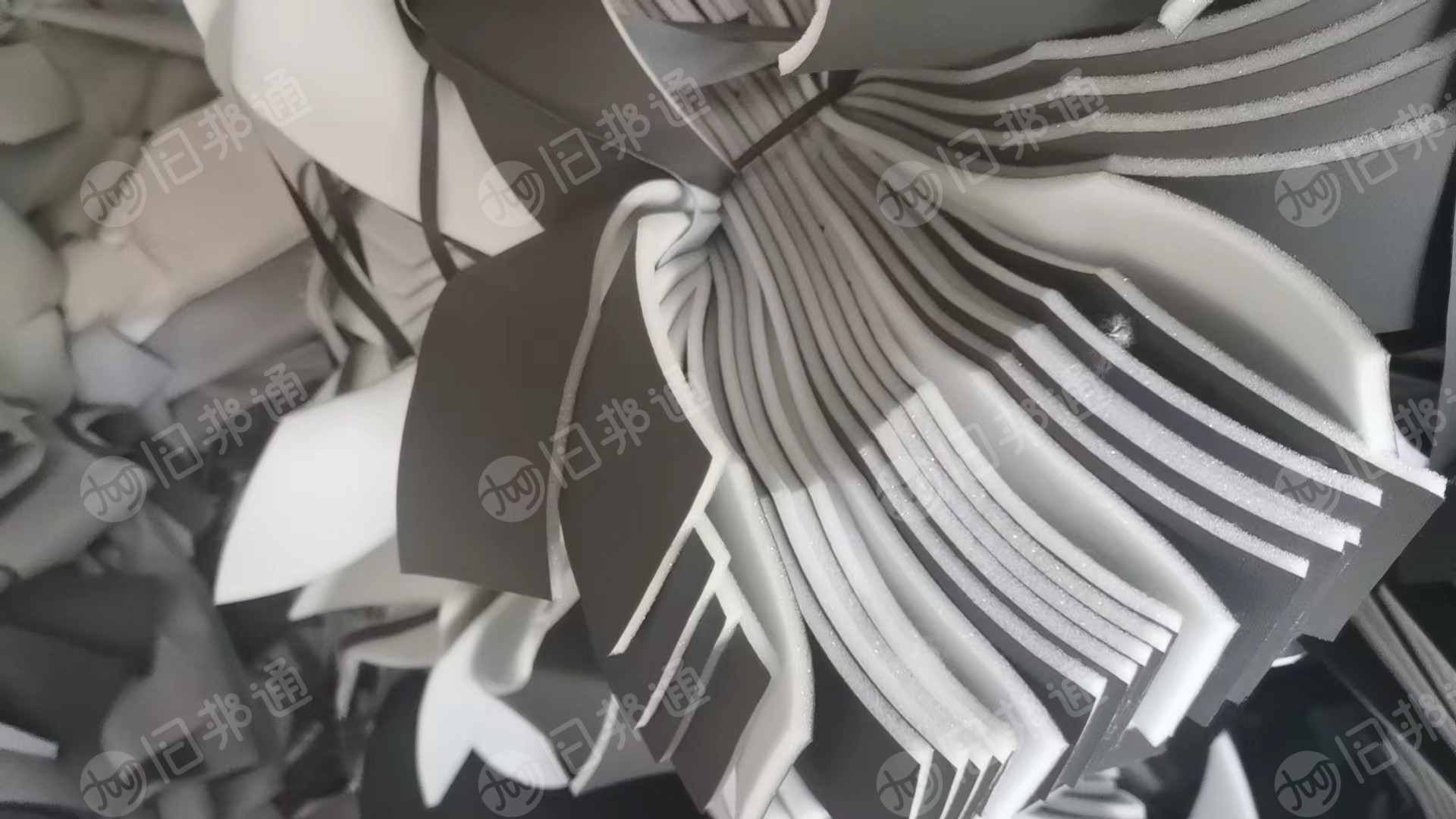 出售座椅革边料,有带海绵跟不带海绵的