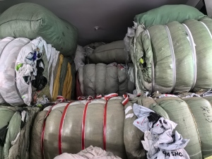 出售PE快递袋废料