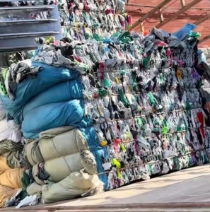 出售PE快递废料