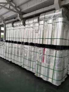 1.9丝二次利用pet滑膜，月供100吨，现货出售