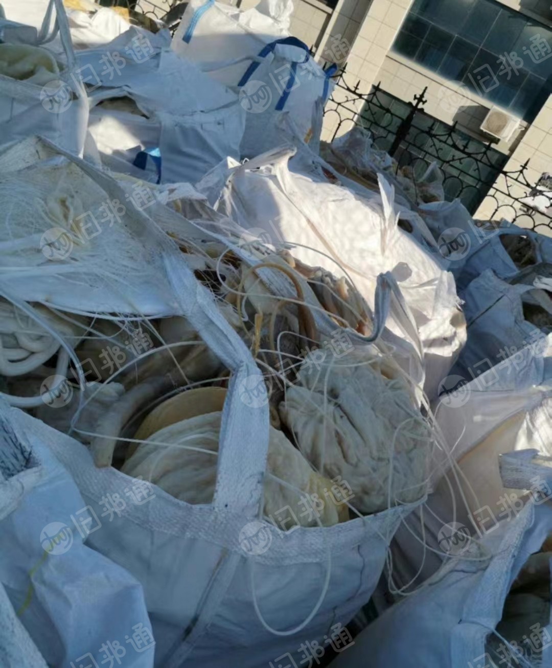 pe机头料,含一点点的tpu,月供10吨,现货出售