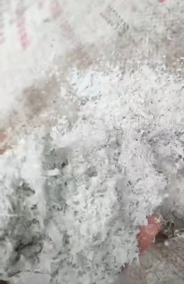 长期出售PVC塑钢锯末,白钢彩钢的都有