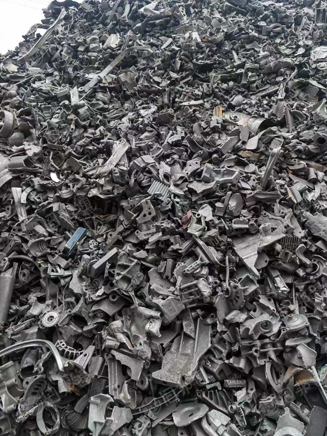长期出售生铝破碎料