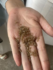 厂家长期求购EPS大白颗粒，茶透颗粒，要求过60-80目。月需1000吨