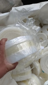 长期出售PE覆PET卷膜，带胶的，现货十多吨