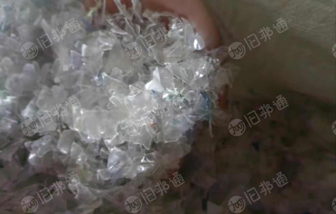 pet蓝白冷洗瓶片,现货10吨,长期出售