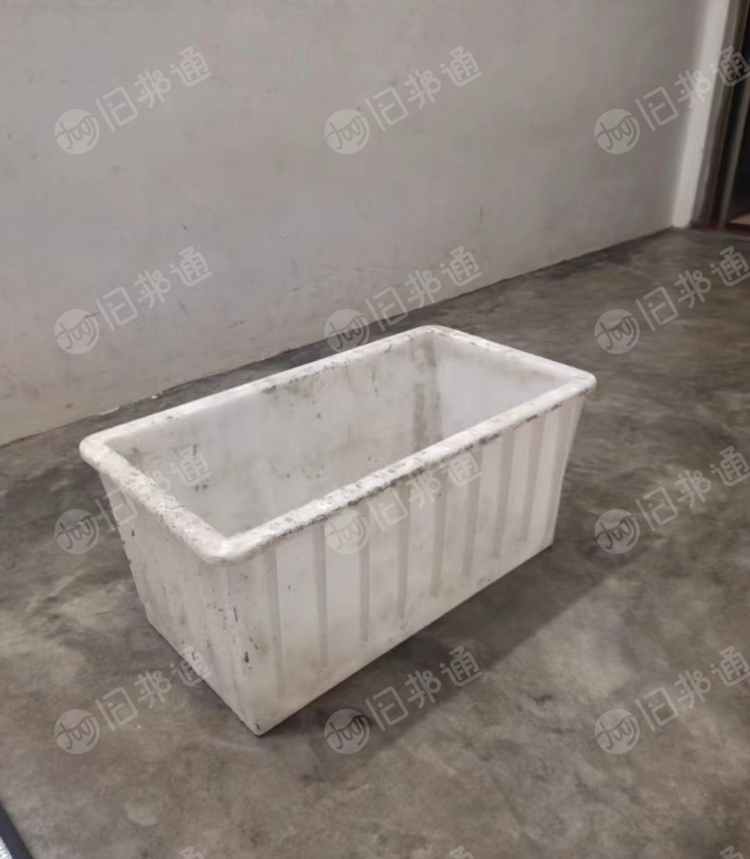 几百个光伏发电水泥模具,只用过一次,可以种菜种草莓,现货出售
