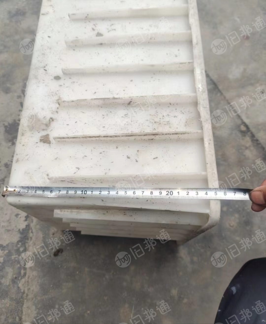 几百个光伏发电水泥模具,只用过一次,可以种菜种草莓,现货出售