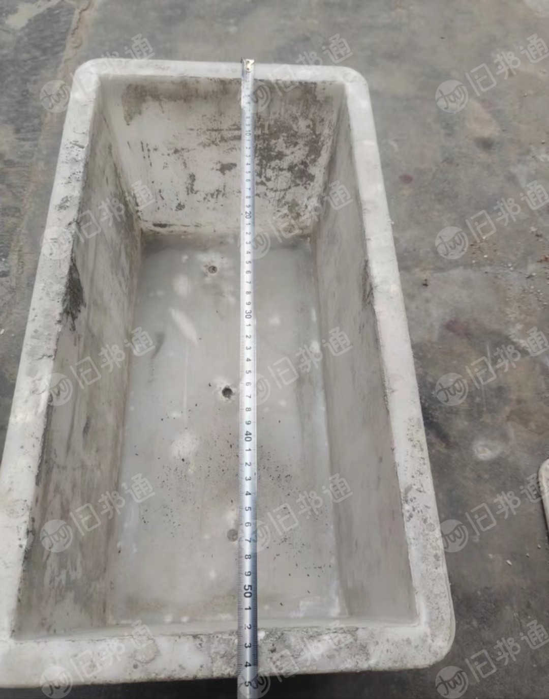 几百个光伏发电水泥模具,只用过一次,可以种菜种草莓,现货出售