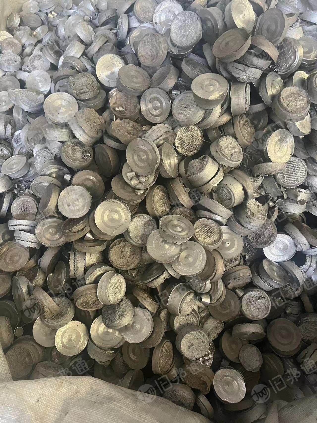 出售汽轮冒口铝,现货150吨