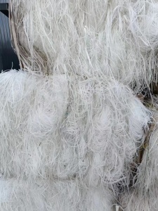 常年出售EVA胶条废料，月供几百吨，江苏安徽都有仓库