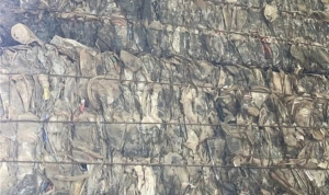 餐盒压块，现货6.8米一车，现货出售