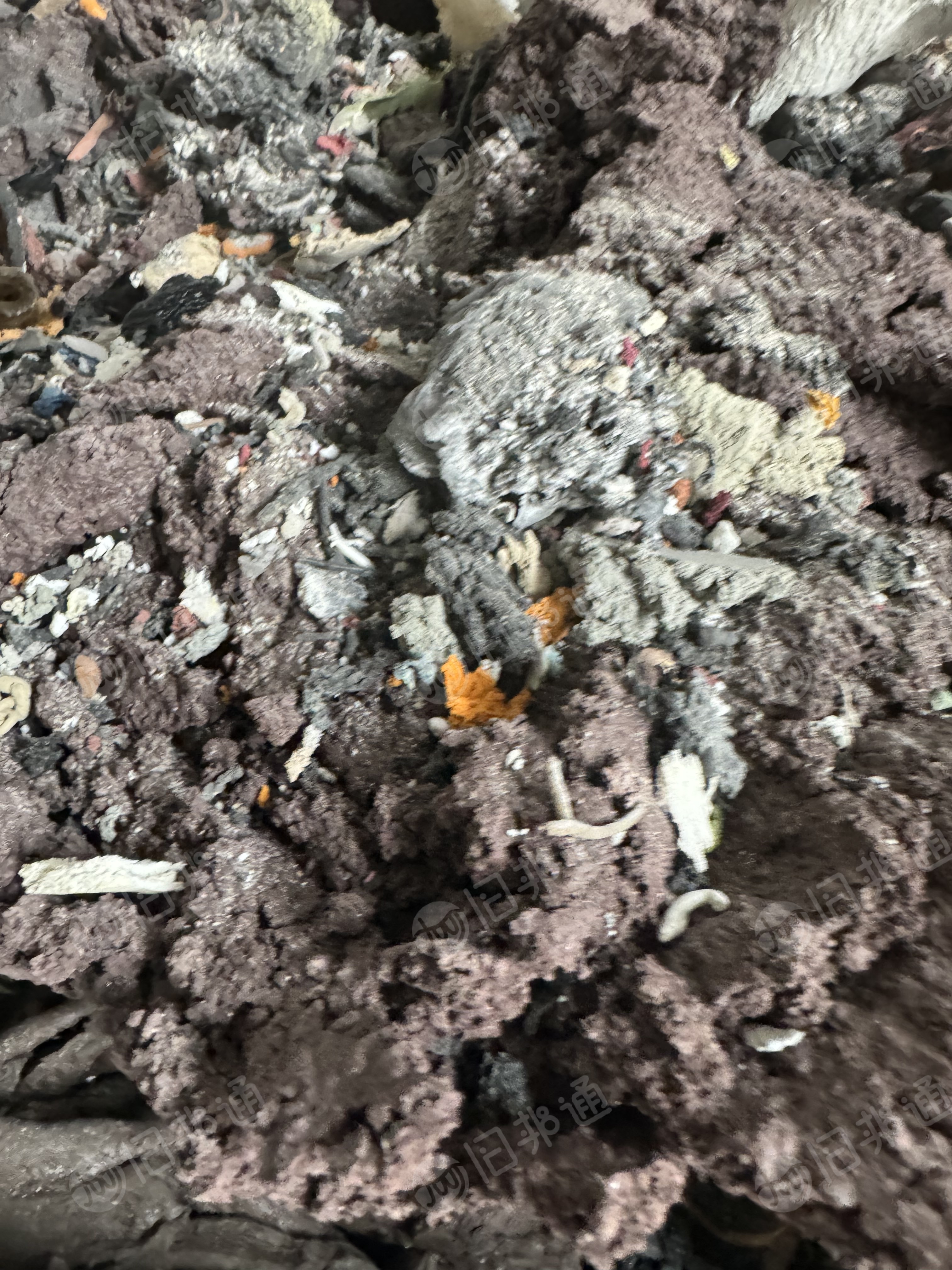 出售PVC胶头料,机头料,块料等,环保的