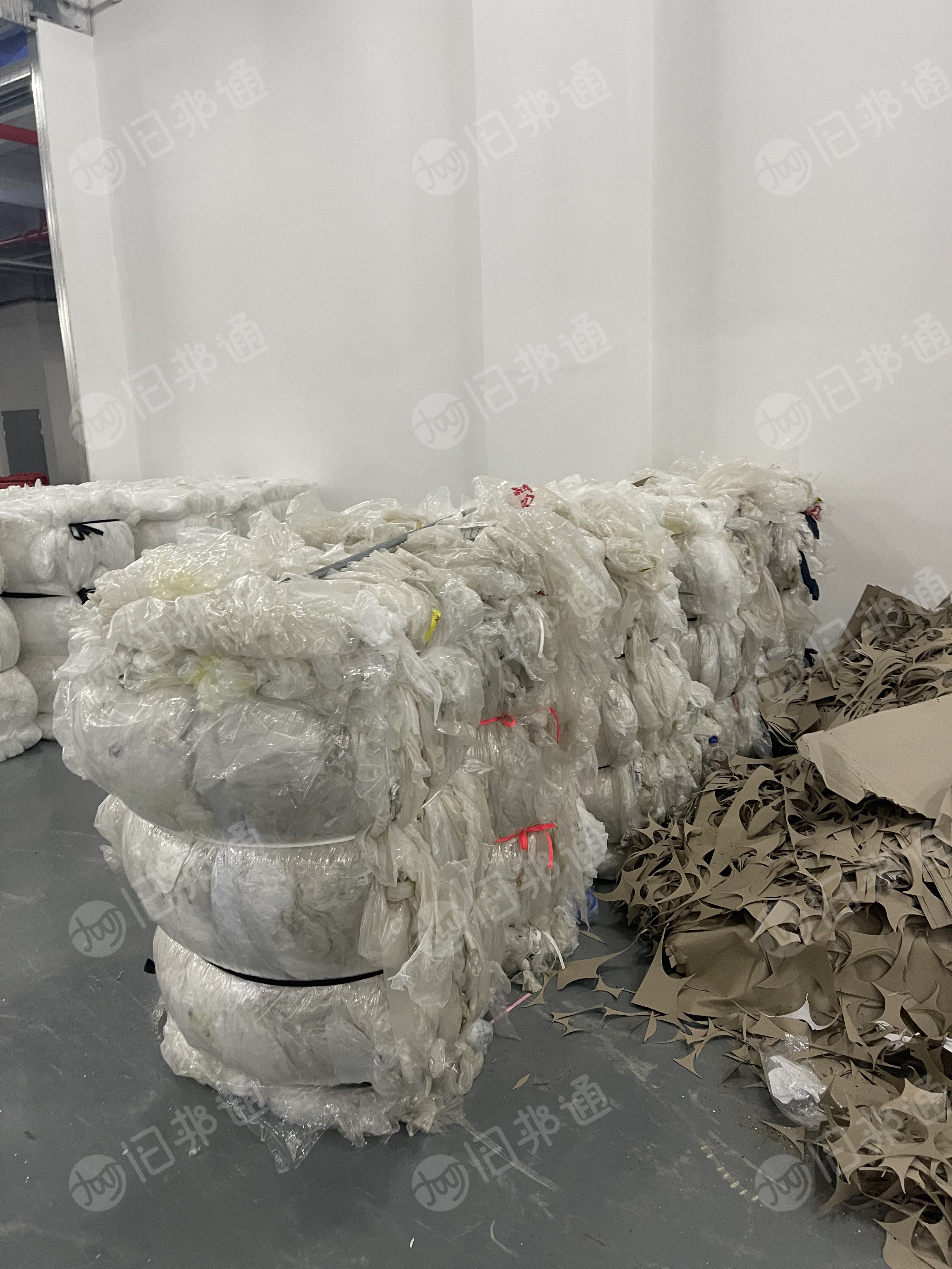 长期出售PE高低压膜,月供8吨,鞋厂出来的