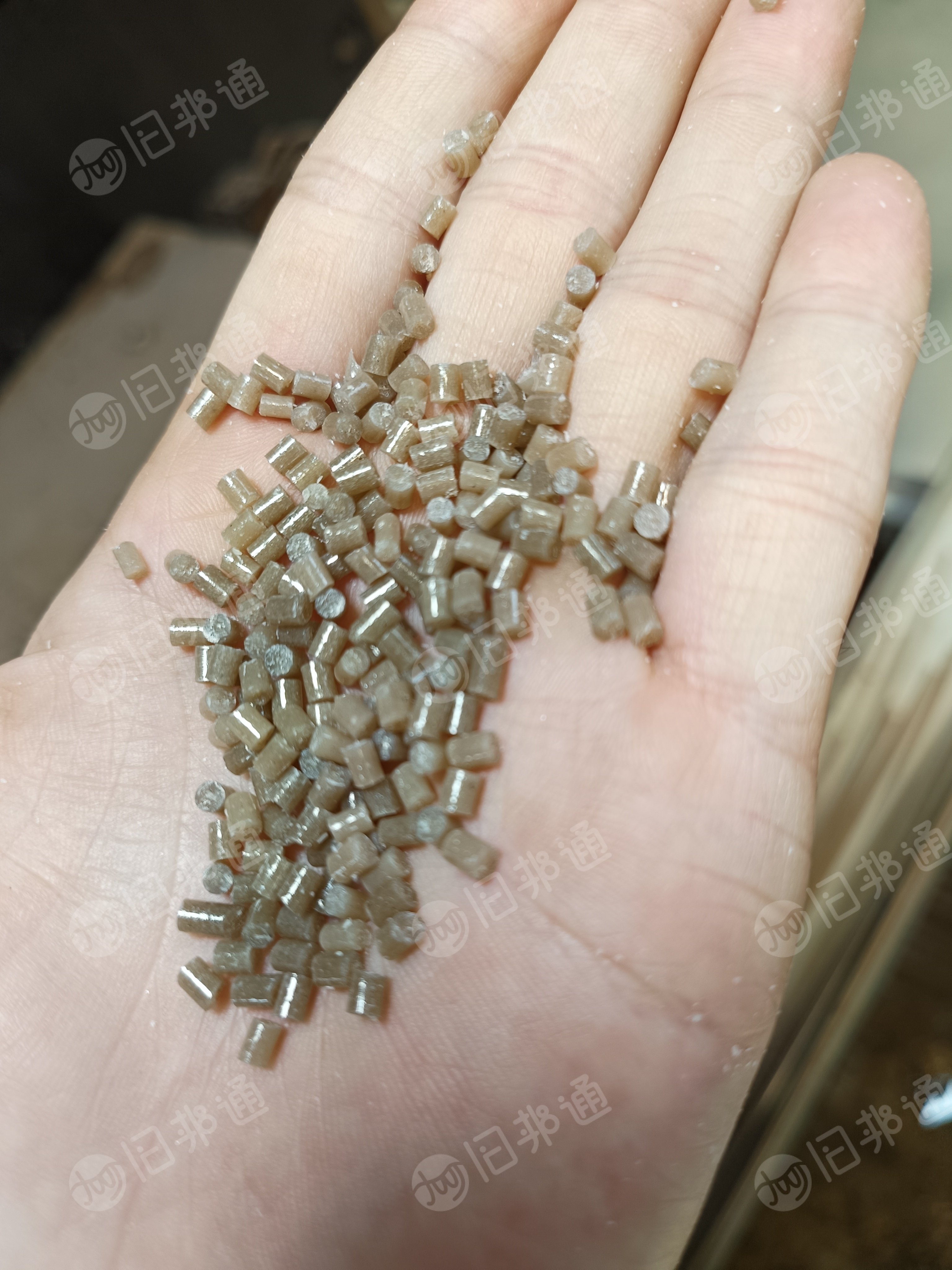 长期出售EPS茶料颗粒,过80目,现货100多吨
