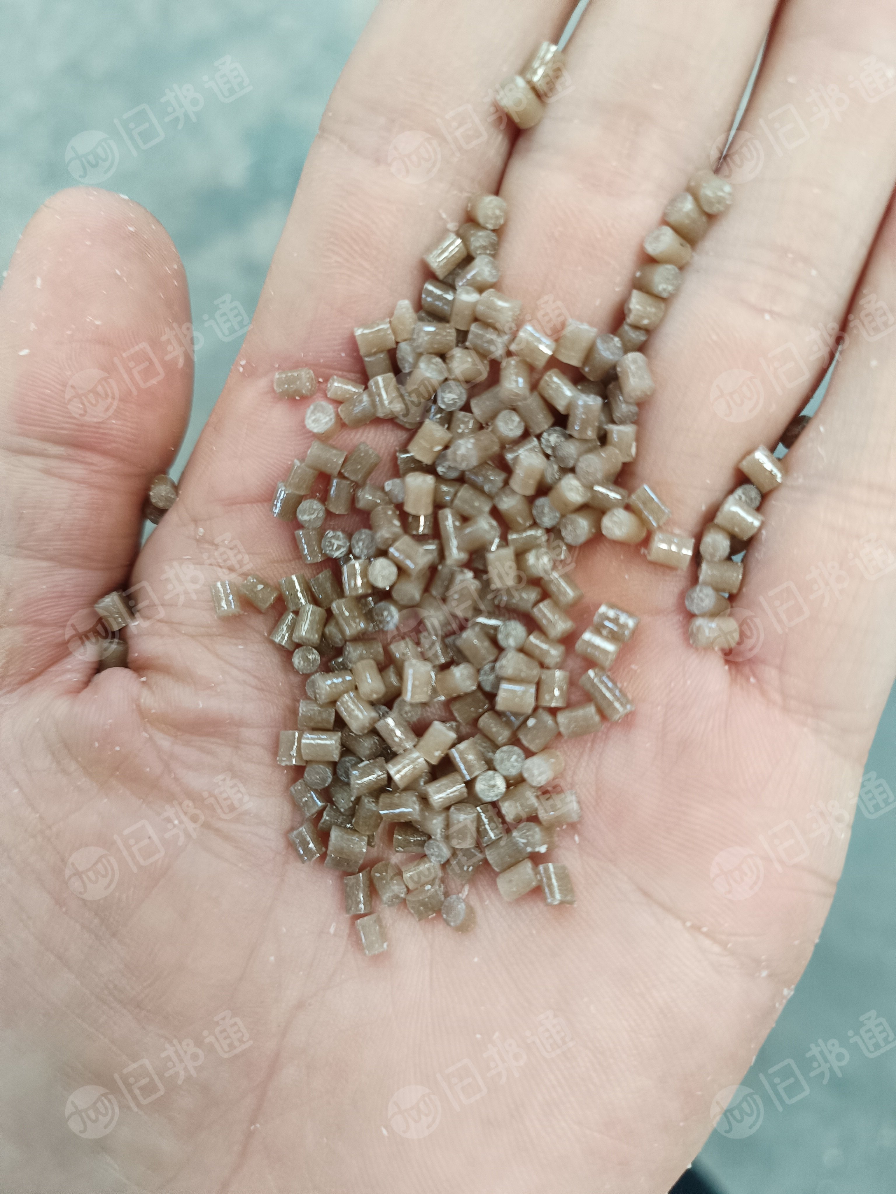 长期出售EPS茶料颗粒,过80目,现货100多吨