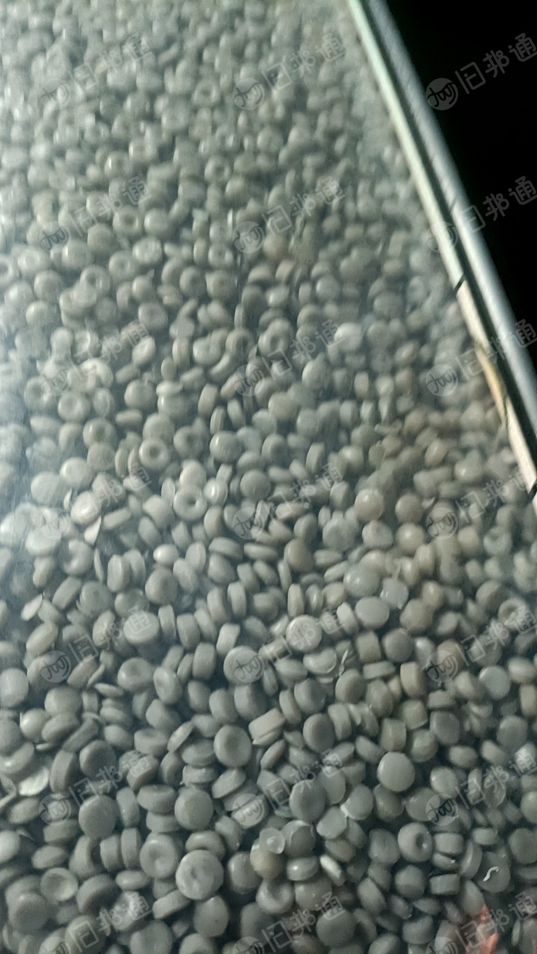 出售PE高压颗粒,100目,可吹膜用