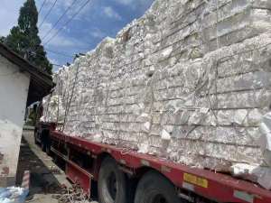 出售白牛皮纸废料，现货一车