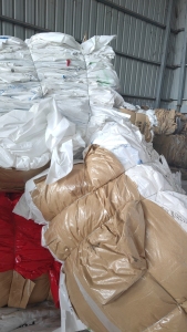 干造乳白袋，有十吨，长期出售