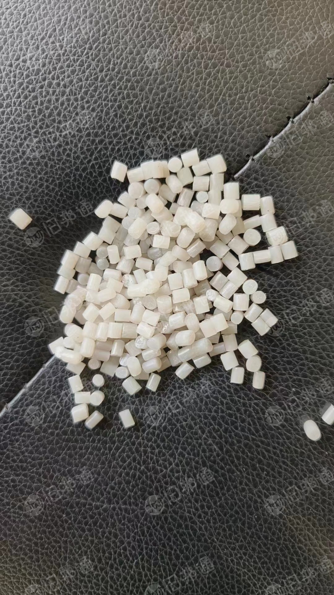 EPE珍珠棉颗粒长期出售,目前月供20吨。过2张80目,100目