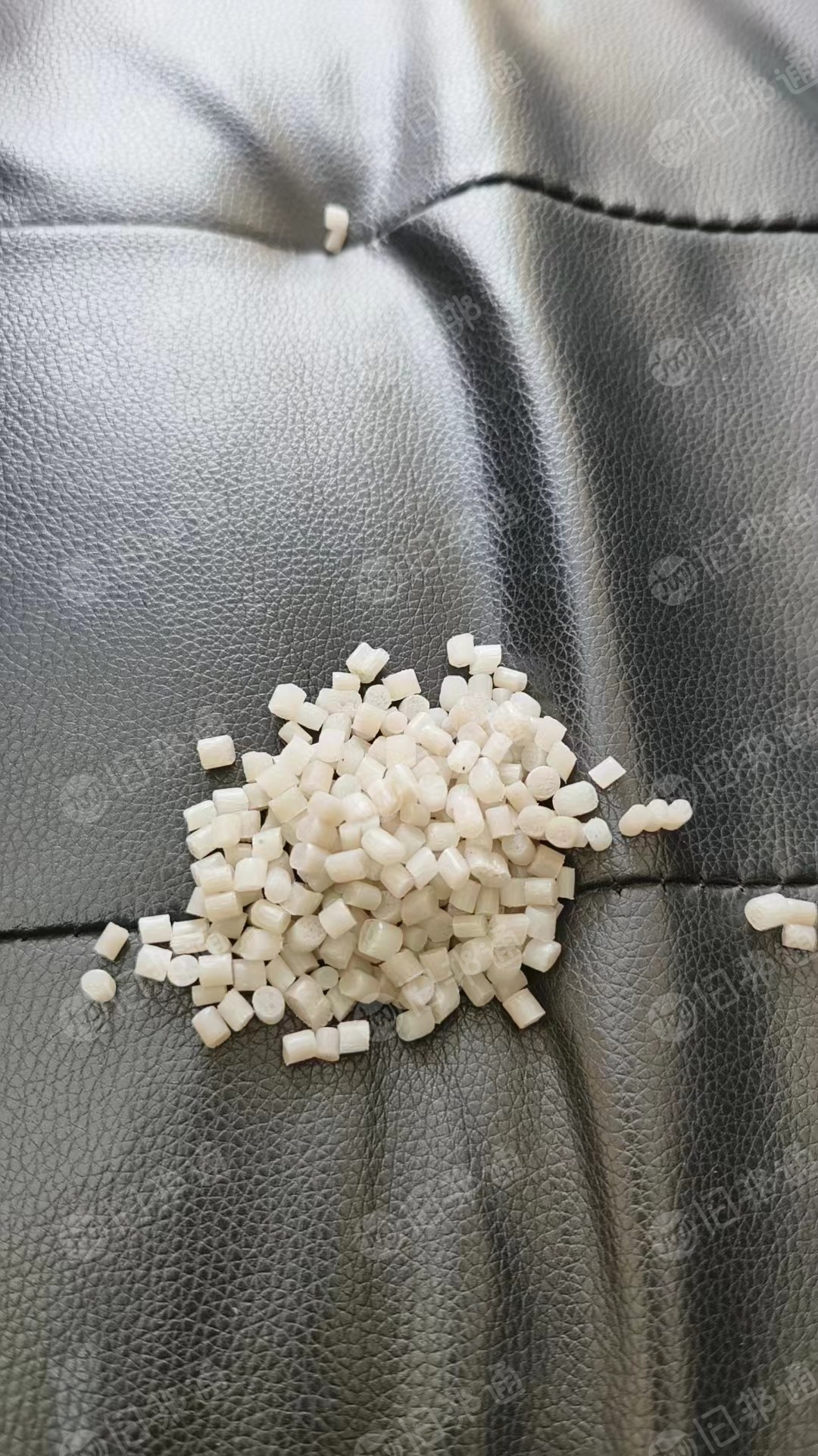 EPE珍珠棉颗粒长期出售,目前月供20吨。过2张80目,100目