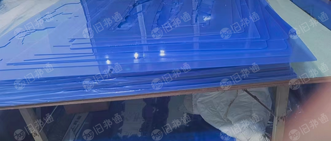 出售服装厂用过的模板废料,有PVC也有PET材质,有图钉,每月几十吨