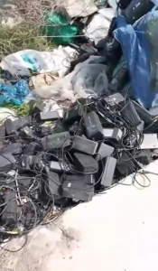 出售充电器废料