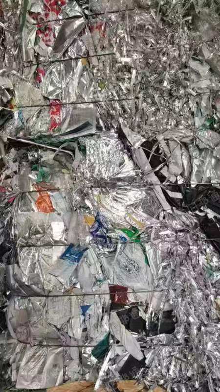 压包铝塑膜长期大量出售,现货两挂车